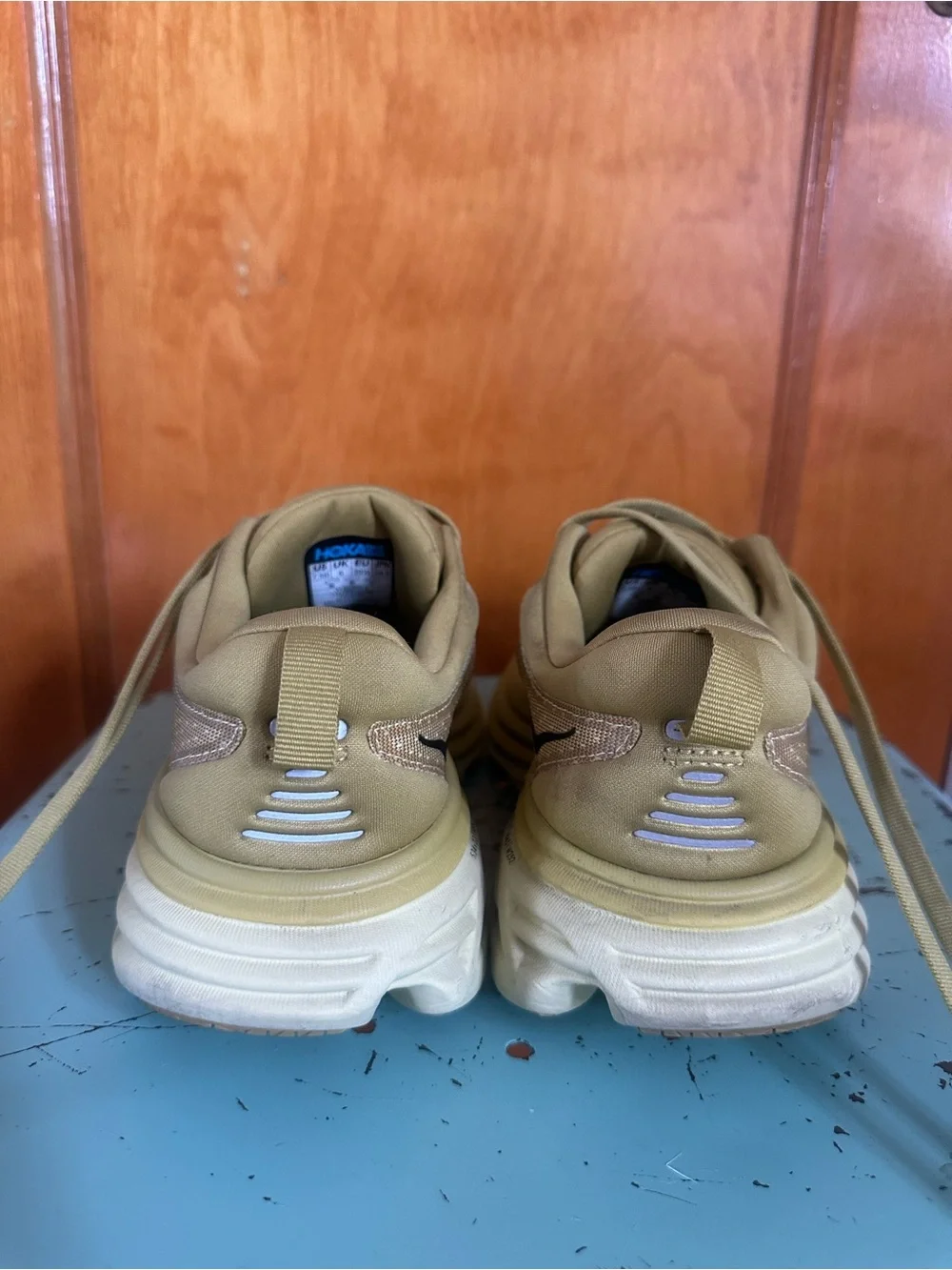 HOKA Women's Yellow Athletic Running Shoe - Cushioned Trainer Size 7.5